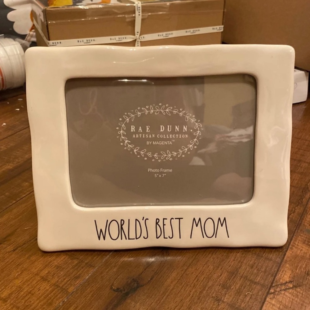 Rae Dunn world’s best mom 5x7 frame